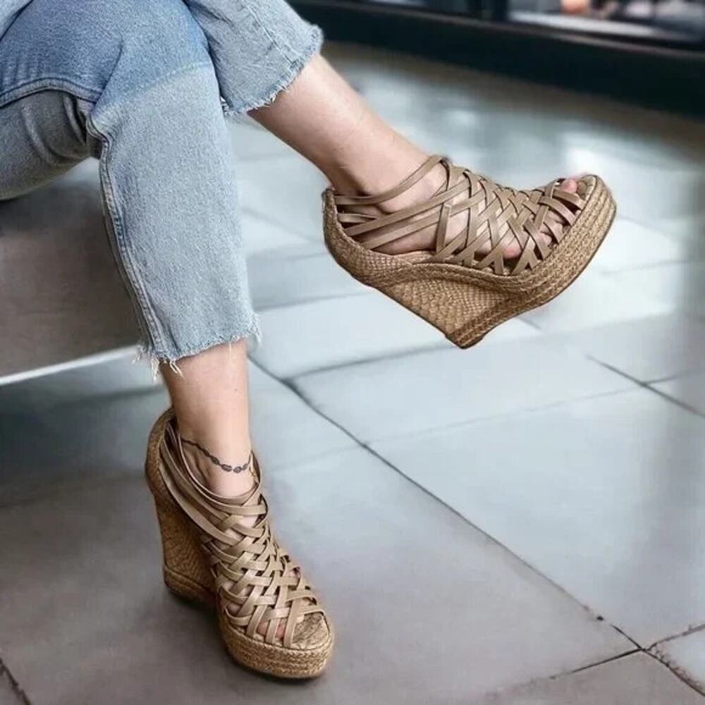 Christian Louboutin Tramontagne 140 Calf/Liege Snake Embossed Beige Stra…